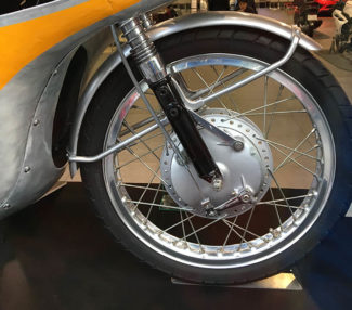 Myths Debunked: Disc Brakes DON’T Always Work Better Than Rim Brakes ...